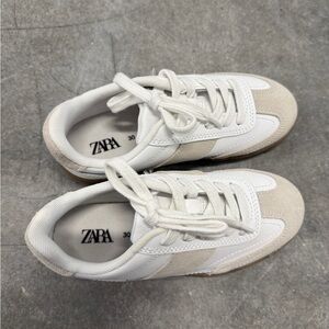 Zara Kids White and Tan Sneakers - Boy or Girl
